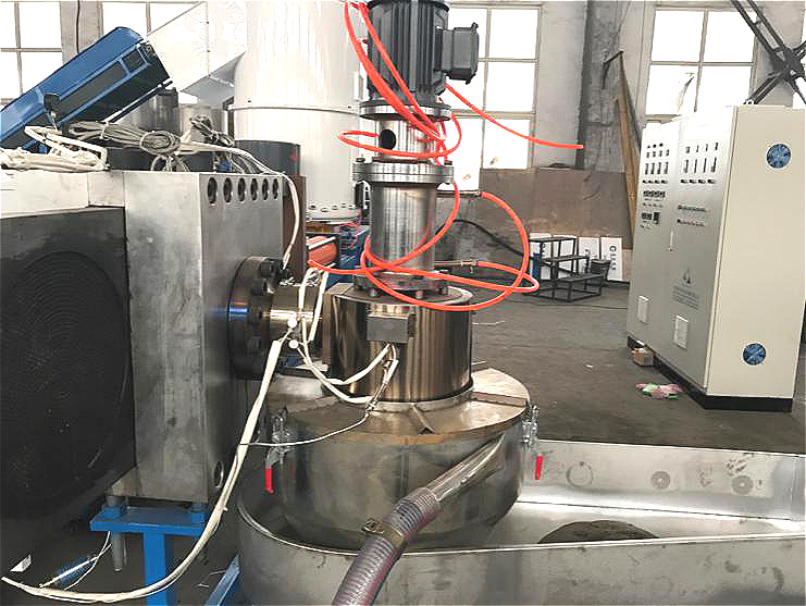 Waste Plastic Recycling Extruder in Plastic Recycling Machine Line