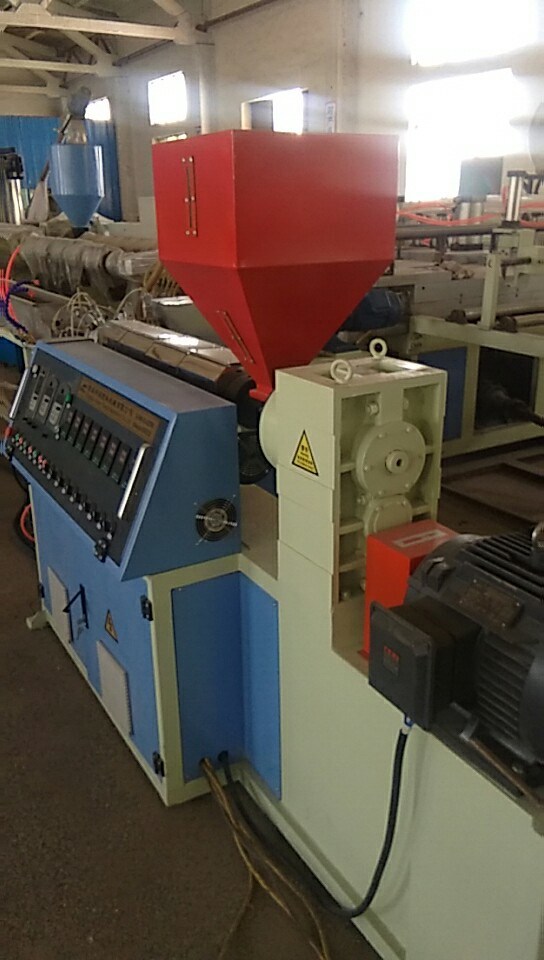 PVC Conical Twin Screw Plastic Extruder Price