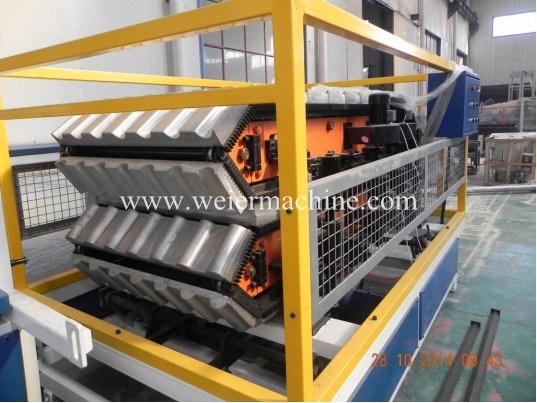 Hot Sell PVC Glazed Roof Tile Extrusion Machine