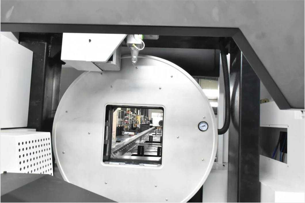 2020 New Disign Metal Fiber Laser Cutting Machine for Metal Tube/Pipes Minimum Tailing