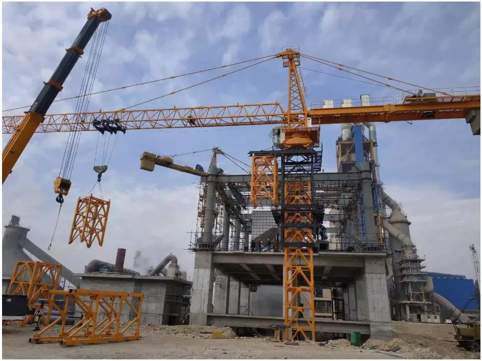 Professional Production Built-in Rock Climbing Tower Crane for Construction Site