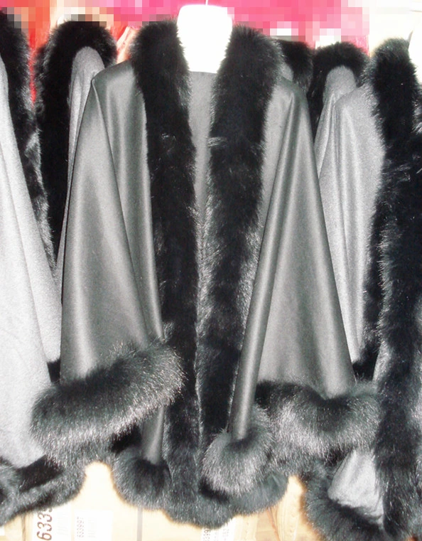 Cashmere Cape With Blue Fox Fur (HM-CAF09001)