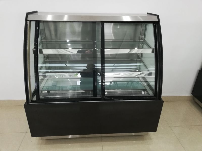 Popular Curved Glass Cake Showcase Refrigerated Chocolate Display Case Refrigerated Cake Display Cabinet