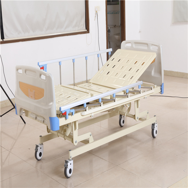 Hospital Furniture Medical Beds Three Function Crank Manual Hospital Beds for Patient