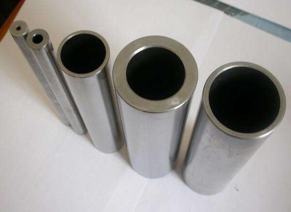 A335 P22 Alloy Steel Seamless Pipes/Alloy Steel Seamless Tubes