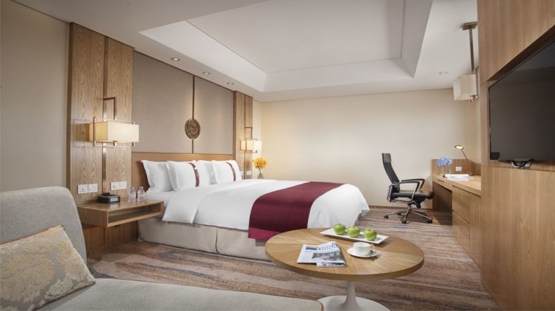 Simple Standard Double Bed Wood Veneer Hotel Bedroom Furniture