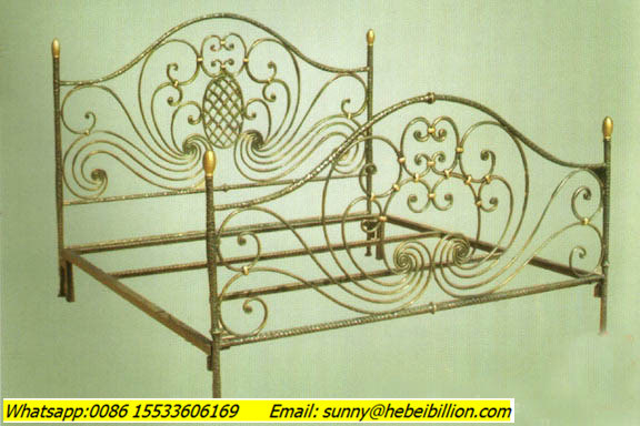 Wrought Iron Metal Bunk Beds/Single Beds King Size Queen Size Furniture Sofa Bed