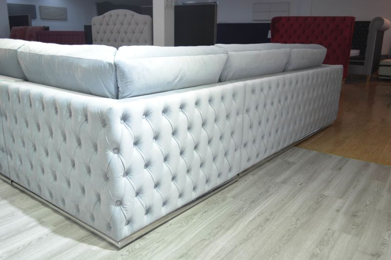 Tufted Sectional Sofa Middle Back Sofa Fabric Sofa Couch Bench Wood Frame Sofa Chinese Furniture