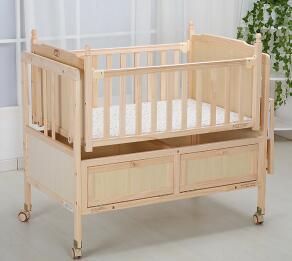 Baby Bed Modern Style and Solid Pine Wood Material /Baby Doll Bed /Baby Swing Cot Bed