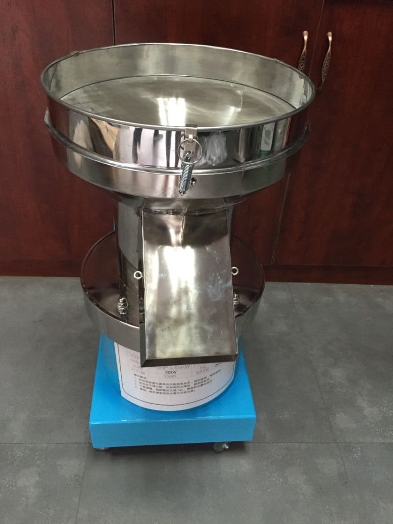 China Manufacturing Industry Vibrating Sieving Machine for Potato Starch