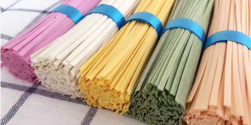 Dried Noodles with Colorful Vegetable Noodles