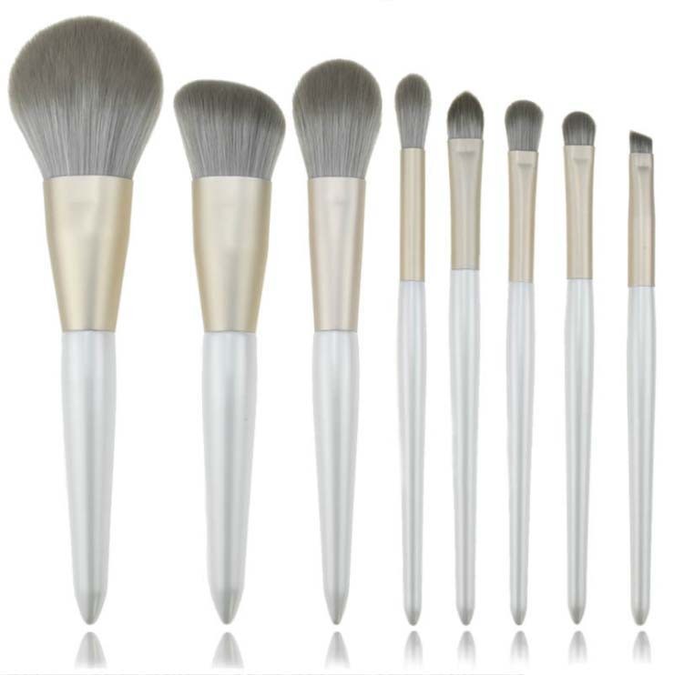 Vegan Hair 8PCS Cosmetic Makeup Brush Set with Roll Bag
