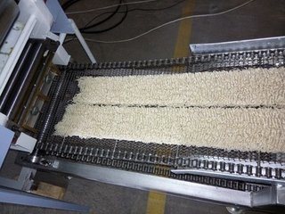 Small Automatic Instant Noodle Processing Line Instant Noodle Making Machine