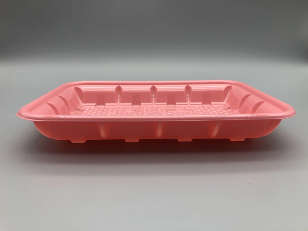 Plastic Catering Trays and Deli Trays for Packaging Prepared Takeout Foods
