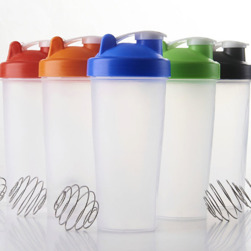 600ml Protein Shaker Bottle with Plastic Mixer Ball