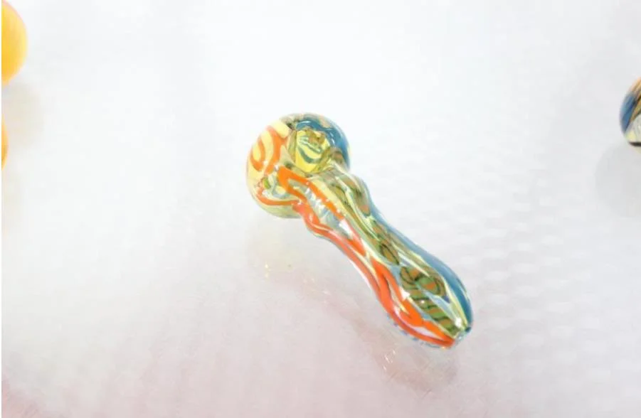 Color Changing Wholesale Pocket Hookah Glass Pipes for Smoking Tobacco Mini Tobacco Pipes