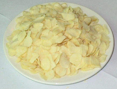 New Crop White Garlic Flakes Supplier From China