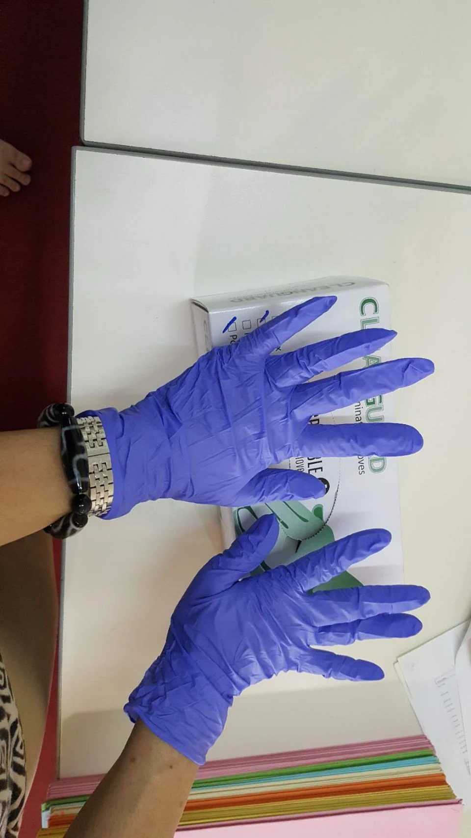 Safe Disposable Medical Nitrile Glove / Vinyl Latex Examination Medical Gloves