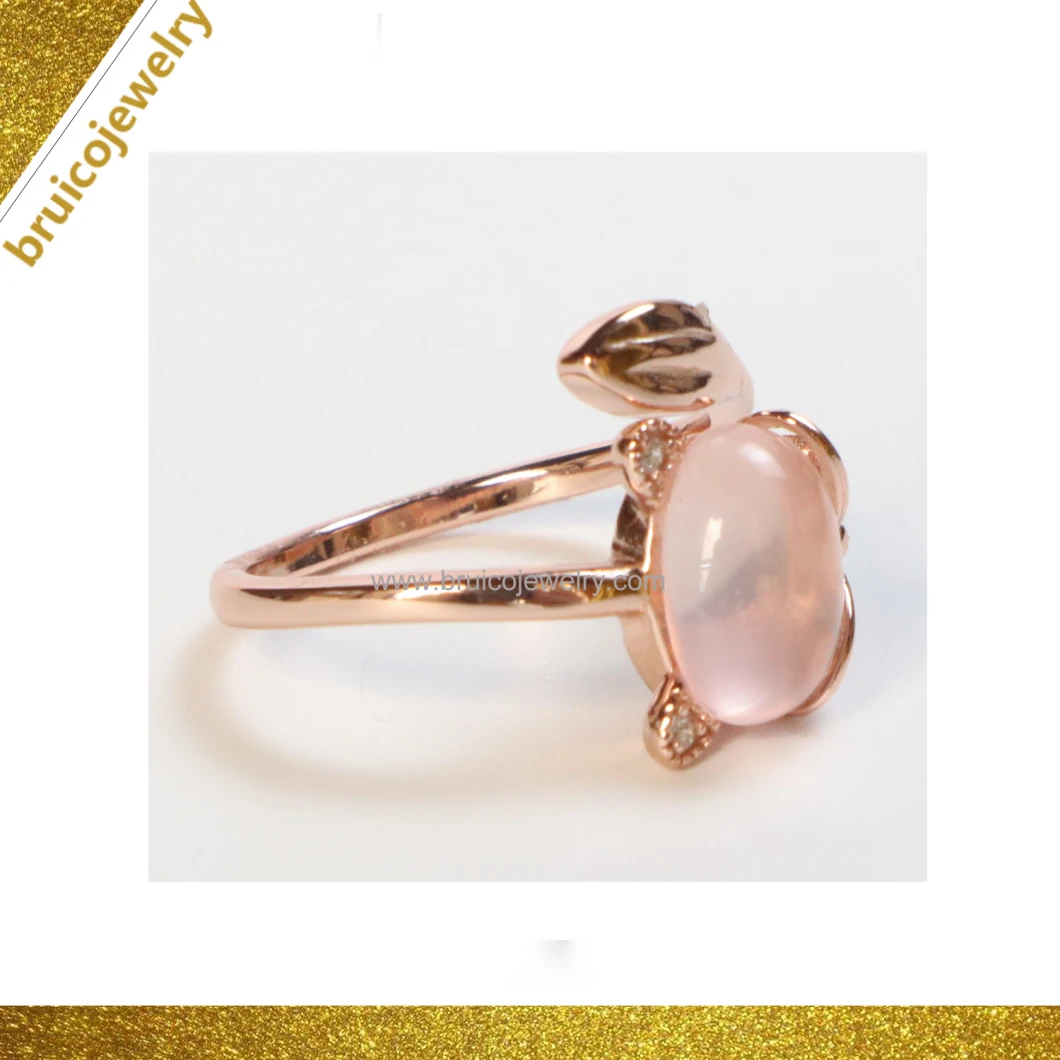 Synthetic Diamond Jewellery Sterling Silver 9K Gold Color Jewelry Ring with Rose Quartz