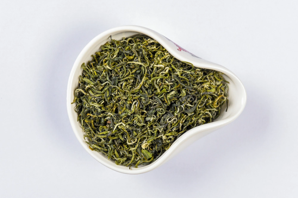Big Sale - Dried Black / Green Tea with ISO Certificate - Herbal Organic Tea Export to EU, USA Market - Slimming Tea Organic Green Tea