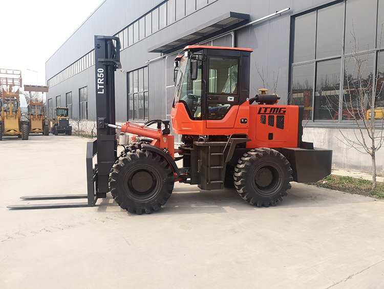 5ton Rough Terrain Forklift 4WD All Terrain Forklift with CE