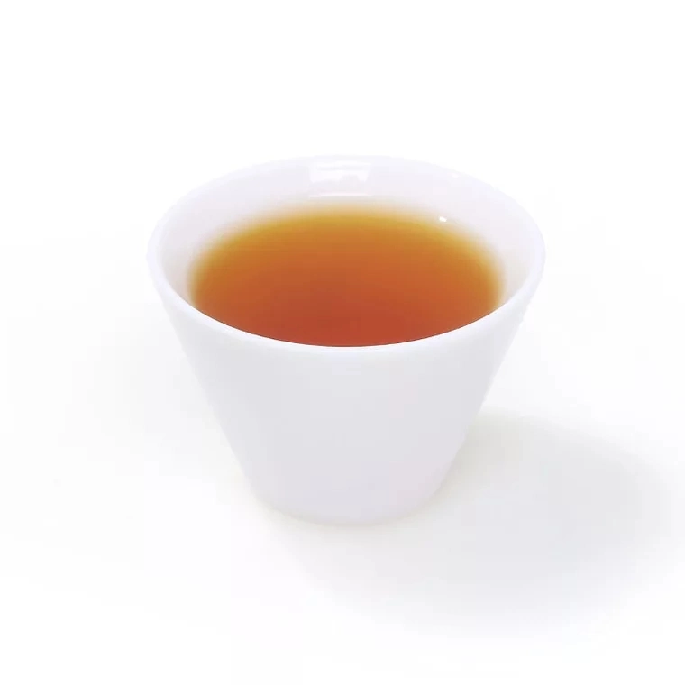 Premium Quality Fresh Black Tea in Red Soup