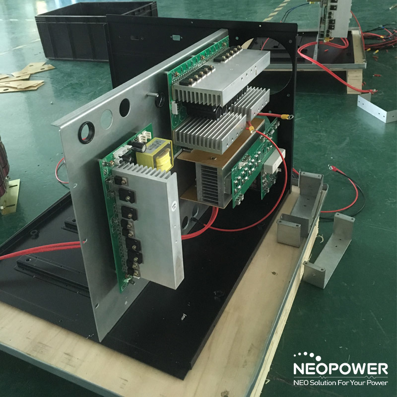 1kVA Watts DC Power UPS with Scalable Runtime