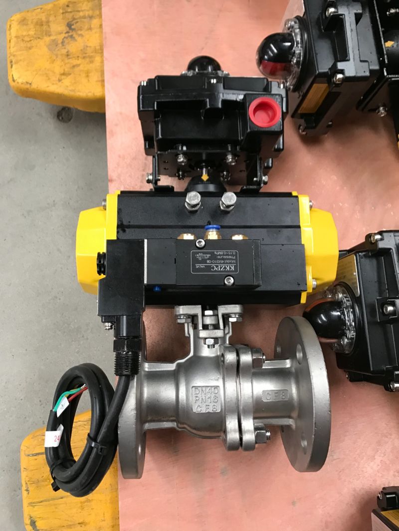 Pn16 Double / Single Acting Pnuematic Control Flanged Ball Valve
