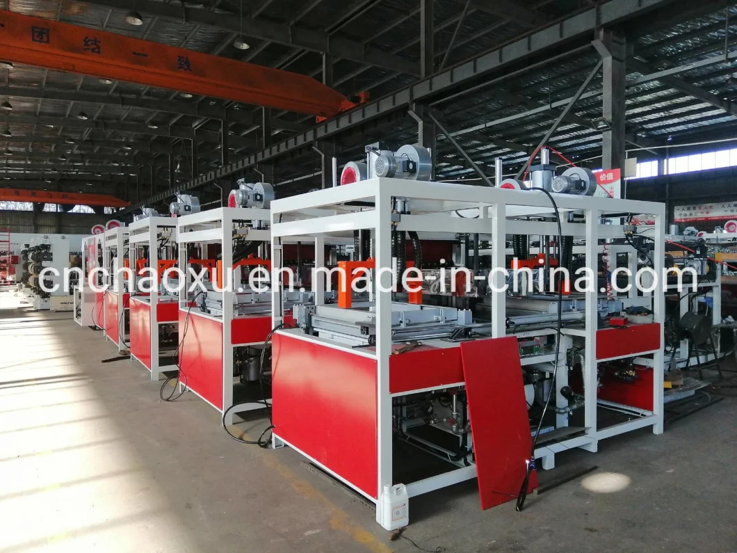 Stable Auto Vacuum Forming Machine in Luggage Production Line
