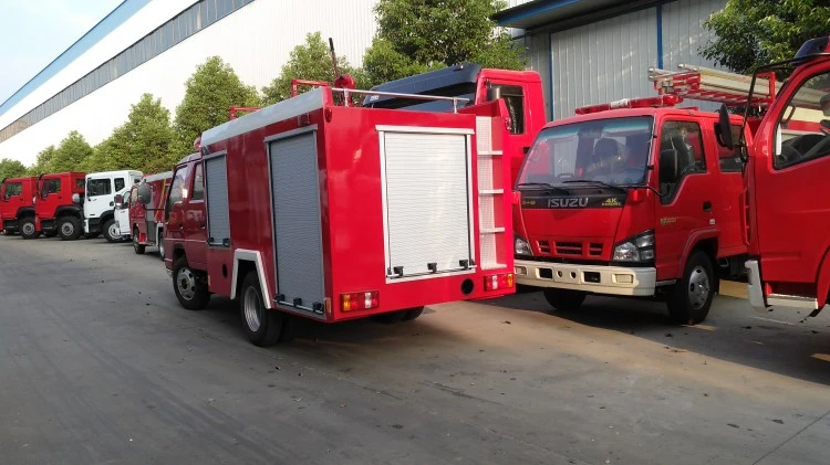 Isuzu 4X2 3000L Fire Extinguisher Foam Powder 4000L Water Tank Fire Fighting Truck