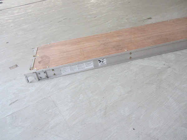 19" Wide Scaffold Alum/Plywood Deck