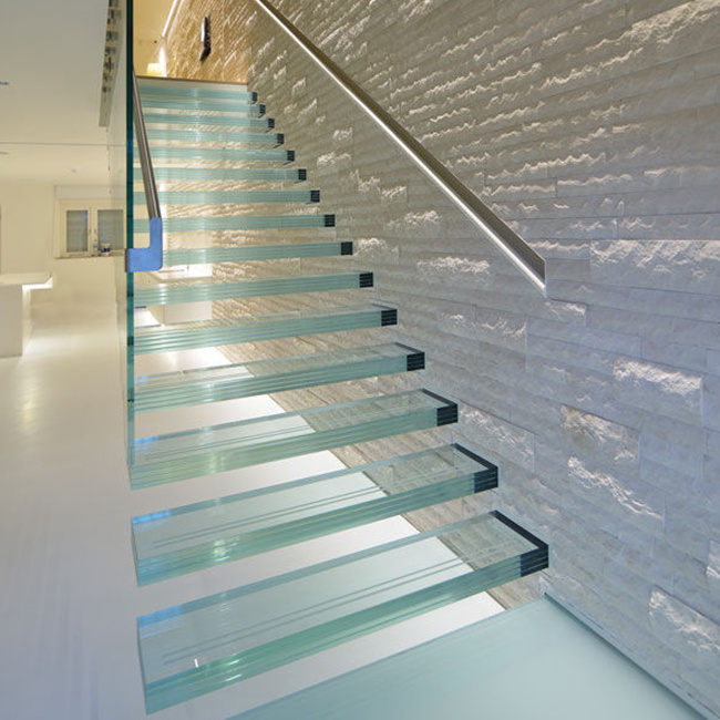 Excellant LED Light Floating Glass Staircase with Glass Railing and Non Slip Tread Cantilever Staircase