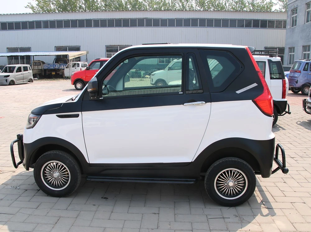 Electric Motor Taxi Car 4 Seats Mini Electric Car for Sale Made in China