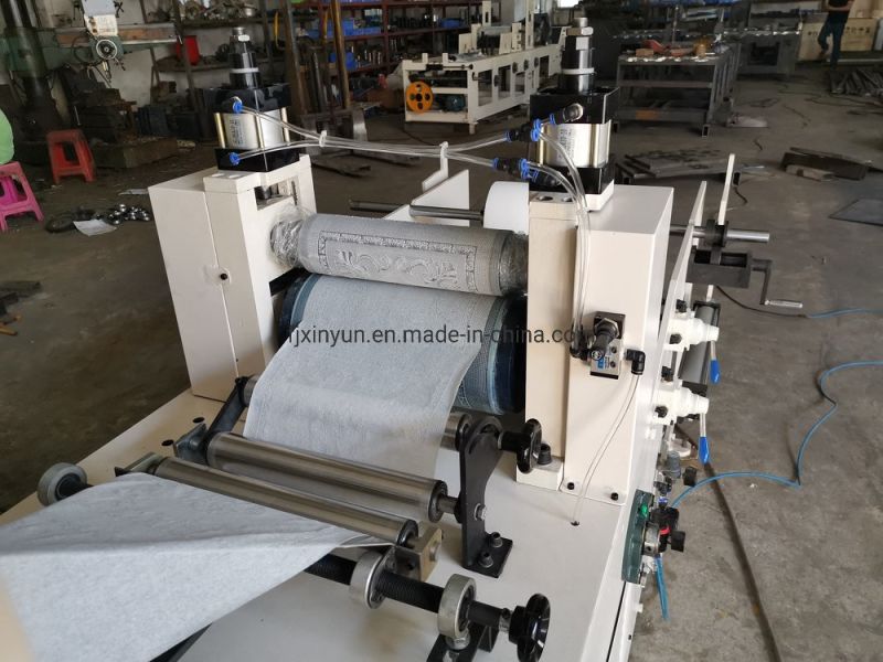 High Quality Napkin Tissue Paper Folding Machine Price