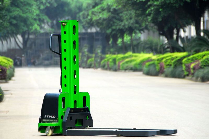 Ltmg 0.5 Ton Electric Stacker Mini Pallet Stacker 500kg Self Loading Stacker with 1.2m Lifting Height