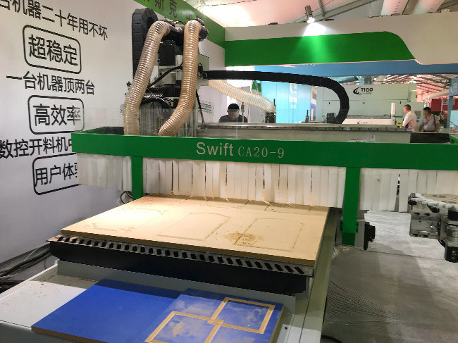 Multi Spindle Wood Cutting CNC Router Machine Quick Change