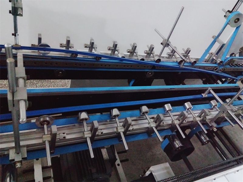 Lock Bottom Folding Gluing Machine (GK-780G)