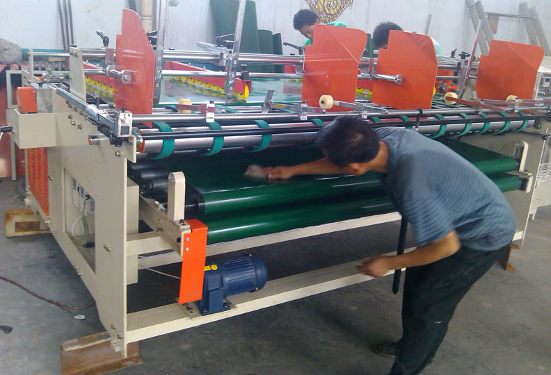 Semi-Auto Press Type Folder Gluer Corrugated Carton Sheet Packing Machinery