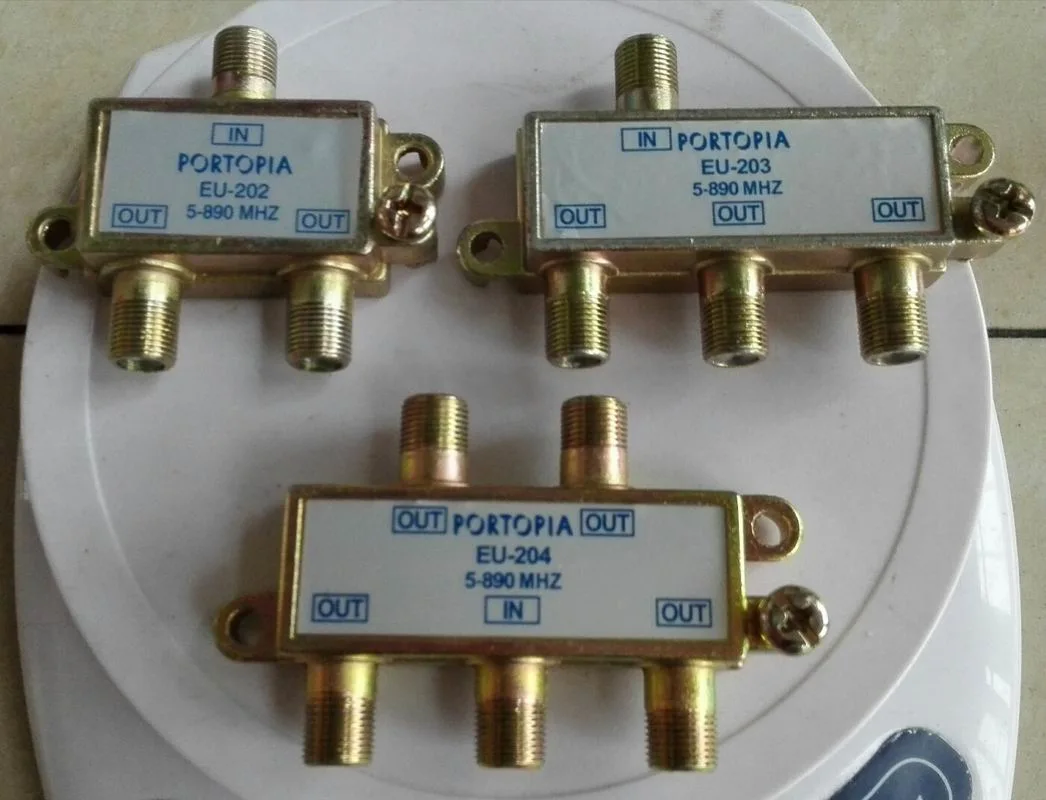 CATV Splitter Satellite Amplifier Splitter 5-890MHz