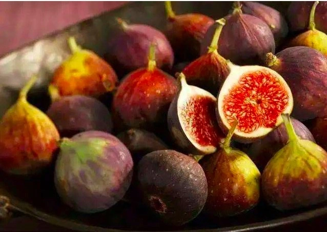 Natural Organic Sweet Sun Dried Figs Fruit