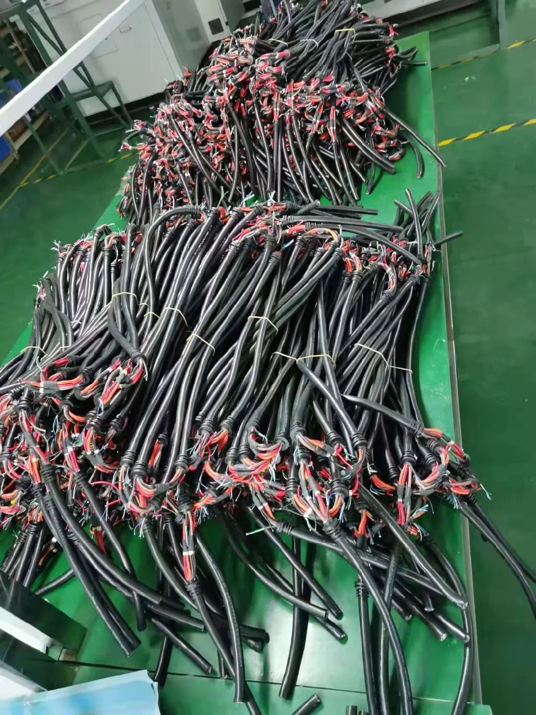 Custom Cable Assembly Wire Harness Power Cable with Molex Connector Jst Connector Te Connector, M8, M12