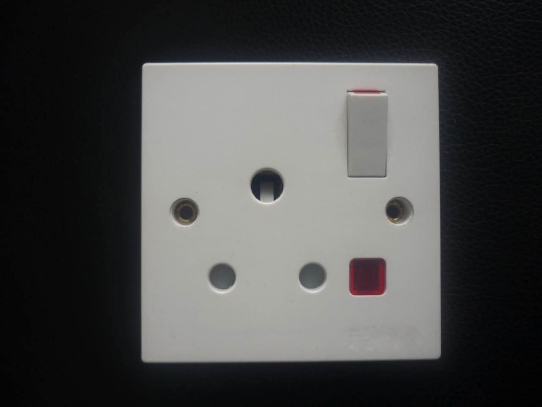 UK Electric Wall Switch with Decorative Sheet for Africa