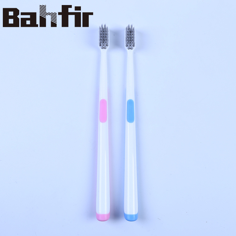 New Popular High Quality Couples Toothbrush Innovation Adult Toothbrush with Soft Bristle