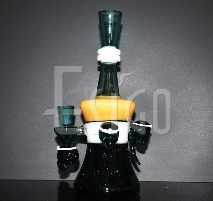 Esigo Skull Head Unique Design Water Pipes Factroy Price Glass Oil Rigs