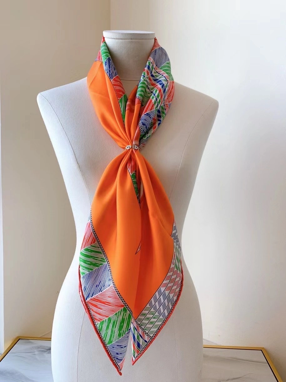 2021 Fashion Summer New Design Customized Two Side Print Silk Scarf