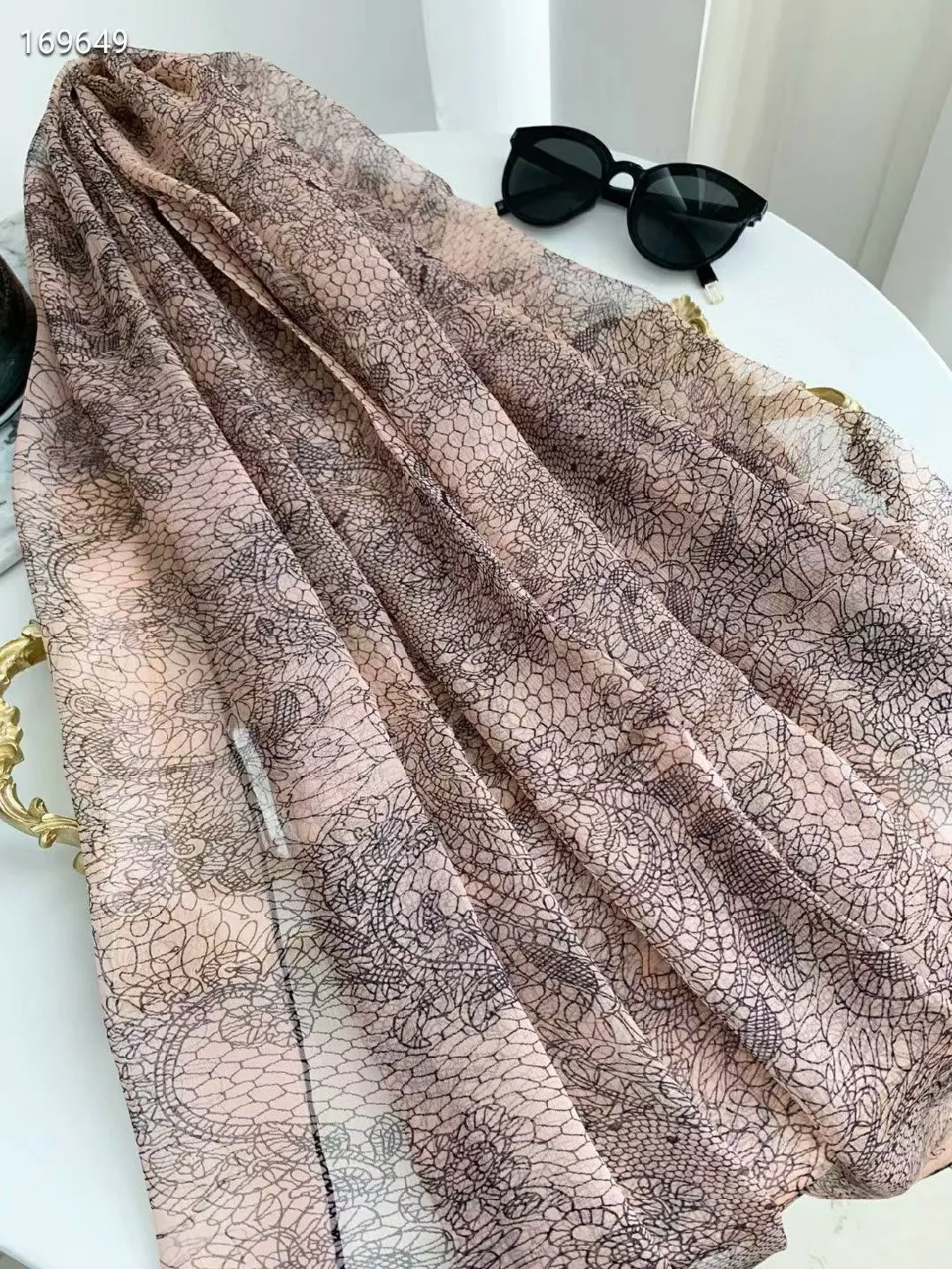 Customized Superlight Soft Pure Mulberry Silk Scarf Shawl Hijab