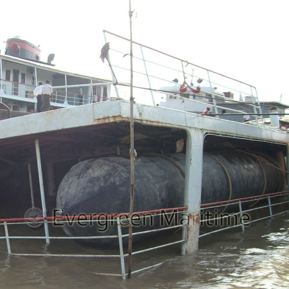 Ship Salvage Rubber Marine Airbags for Sunken Wrecked Vessels Rescue and Removal