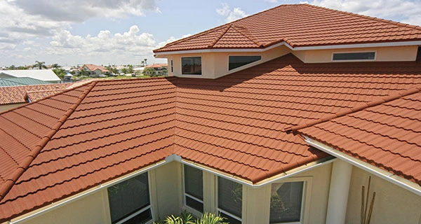 Building Materials Makuti Grained Steel Roofing Pressed Metal Shake Stone Coated Metal Roof Tiles