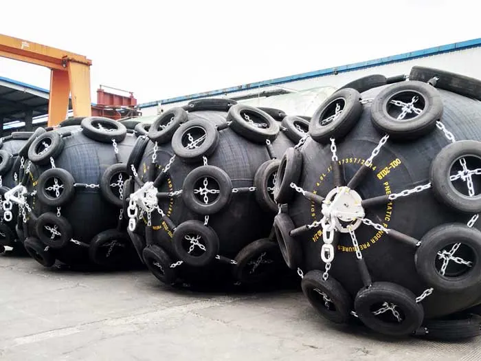 New Developed Ribbed Pneumatic Marine Fenders Used as Floating Docks