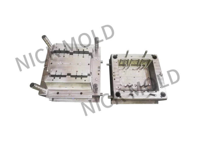 Plastic Injection Mold for Terminal Shroud